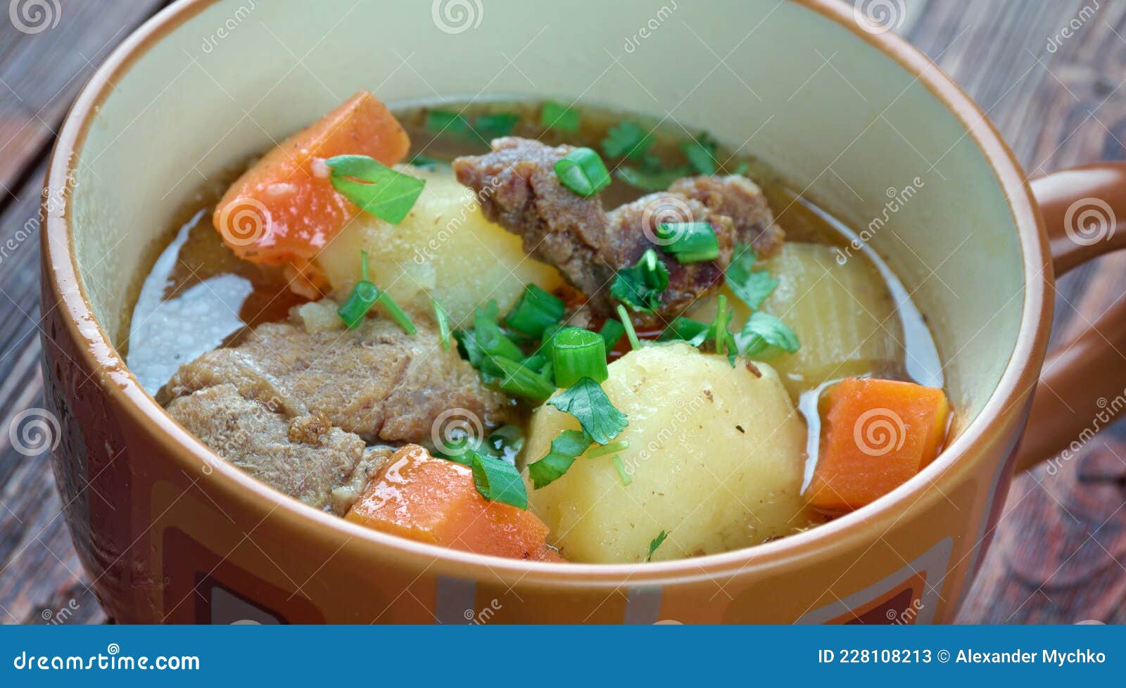 caldo valdiviano chileno