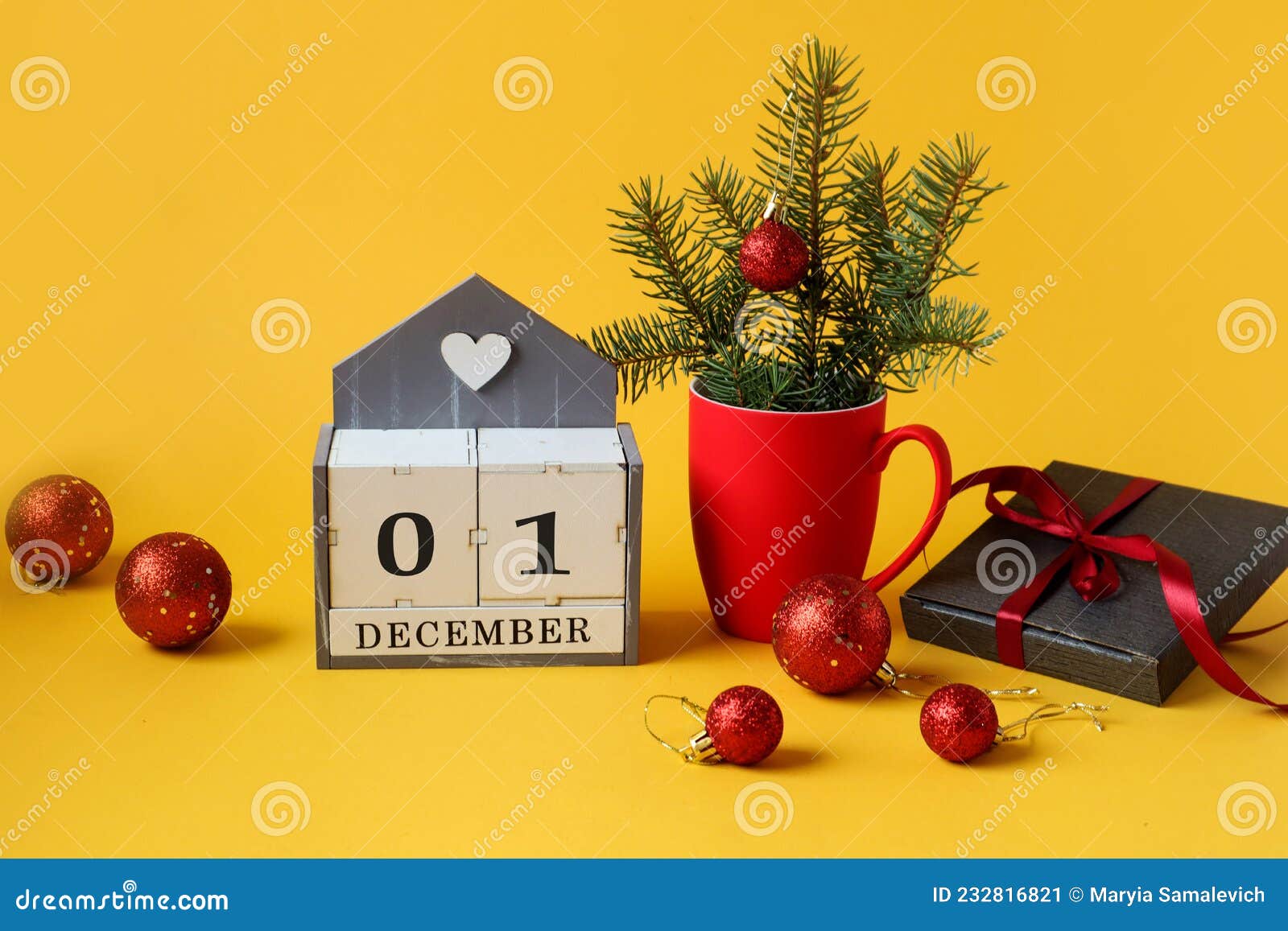 Calendário Para 1 De Dezembro : O Nome Do Mês Em Inglês, Os Números 0 E 1 a  Composição De Natal Num Natal Vermelho Imagem de Stock - Imagem de advento,  madeira: 232816821