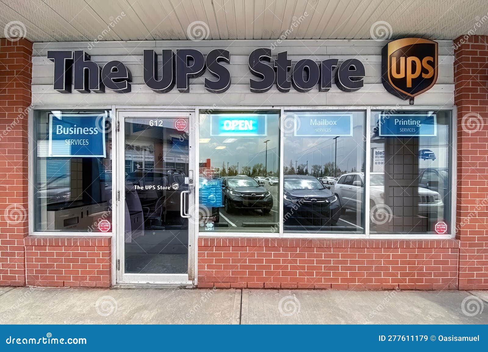 The UPS Store Main Entrance Editorial Stock Image Image of parcel