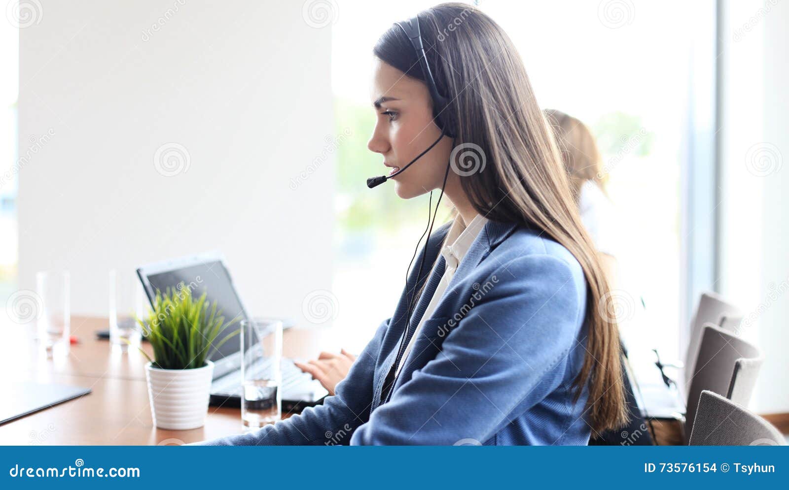 big pressuring its callcenter workers install big pressuring its callcenter workers install