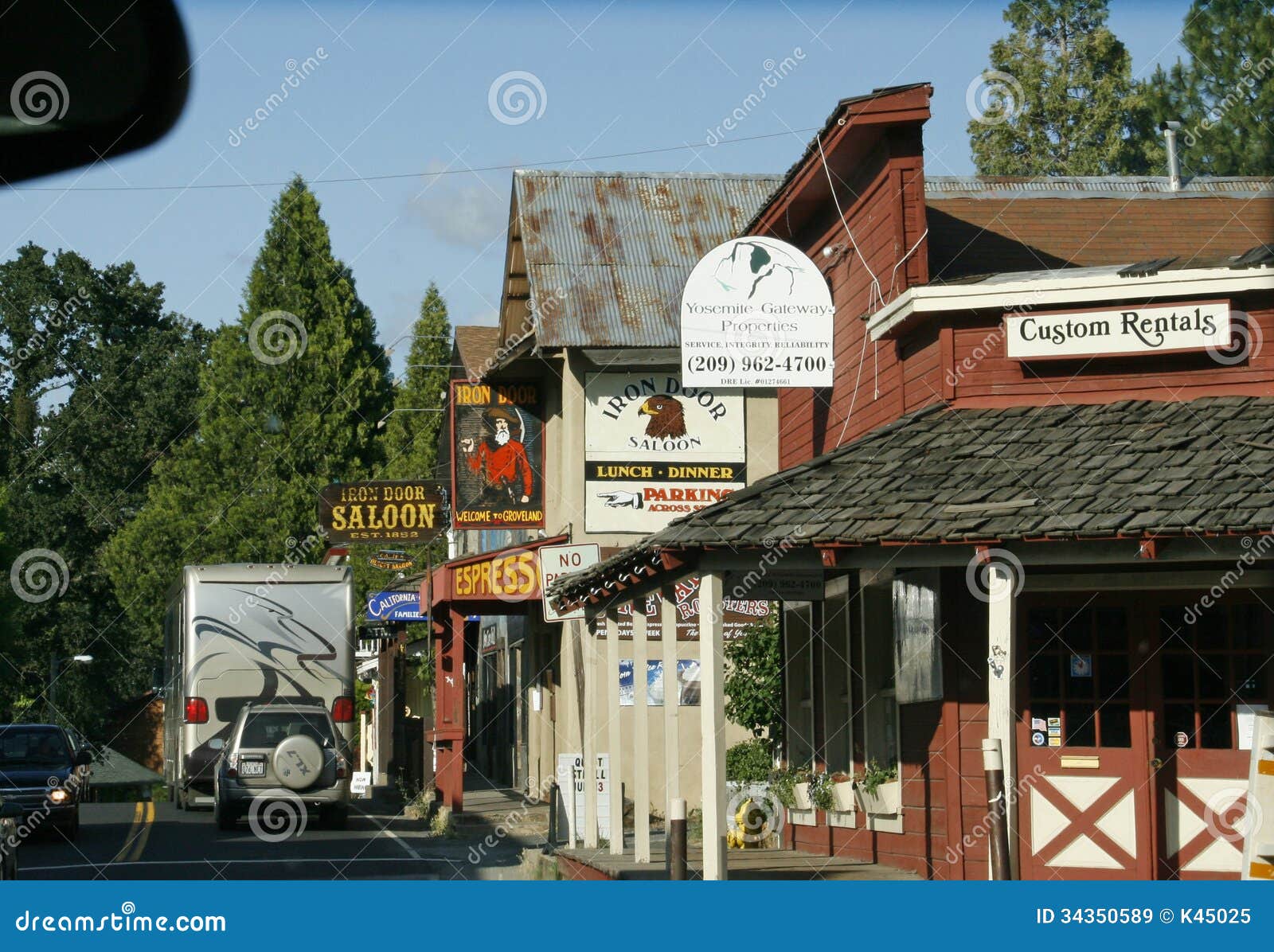 Calle en Groveland. imagen de archivo editorial. Imagen de coche 34350589