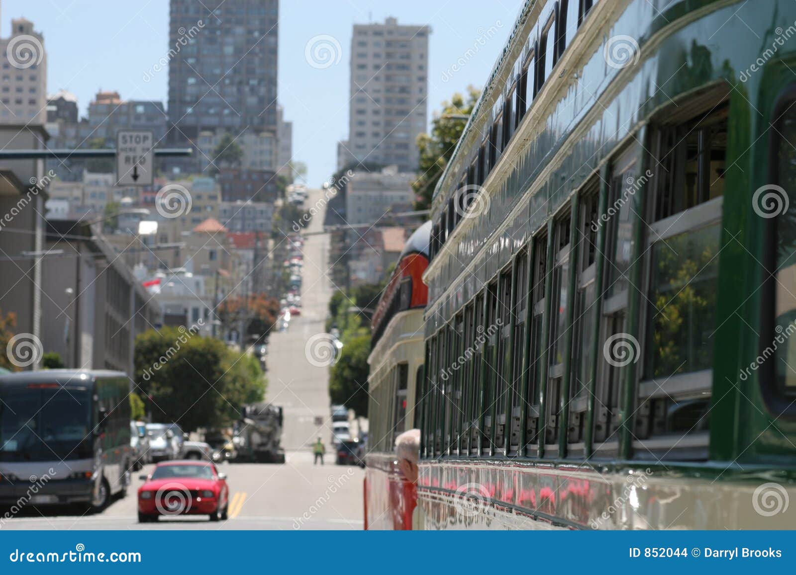 Calles de San Francisco 3 foto de archivo. Imagen de colinas 852044