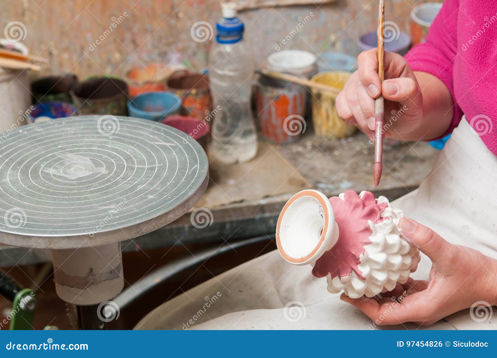 Caltagirone Pottery Decorator Stock Photo Image Of Paint