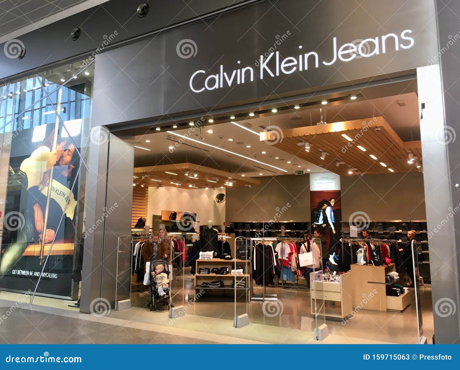 calvin klein jeans store near me