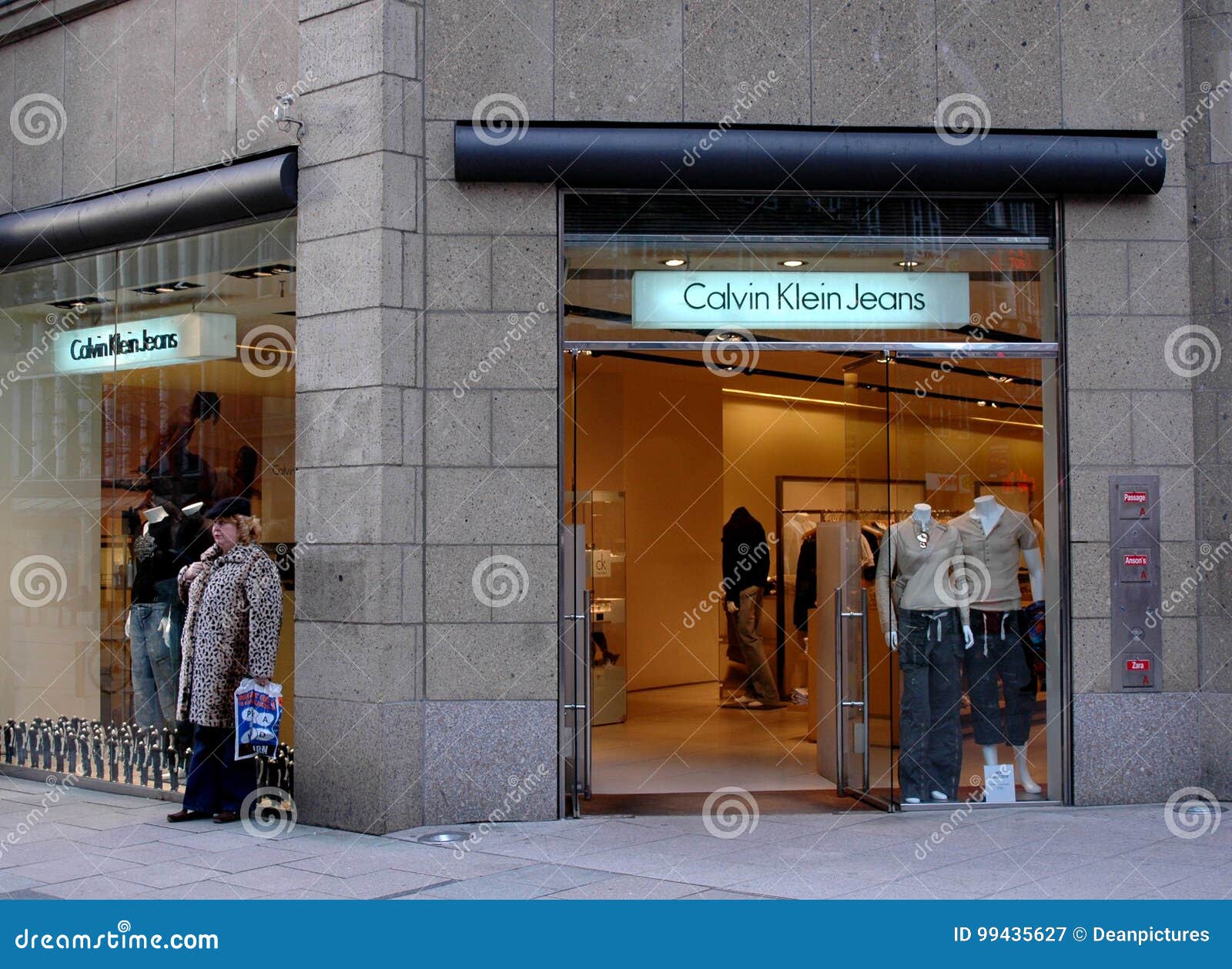 CALVIN KLEIN JEANS STORE editorial photography. Image of germany - 99435627 CALVIN KLEIN JEANS STORE editorial photography. Image of germany - 99435627