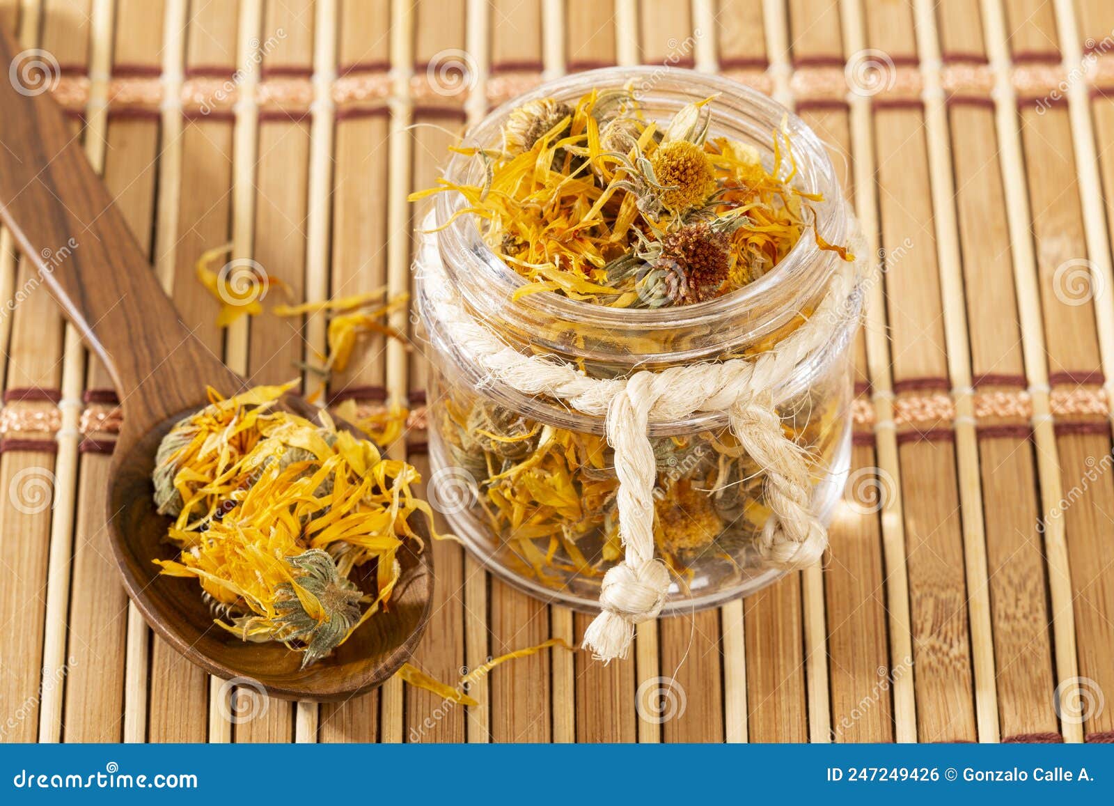 calÃÂ©ndula officinalis hierba asterÃÂ¡cea - dried calendula flowers