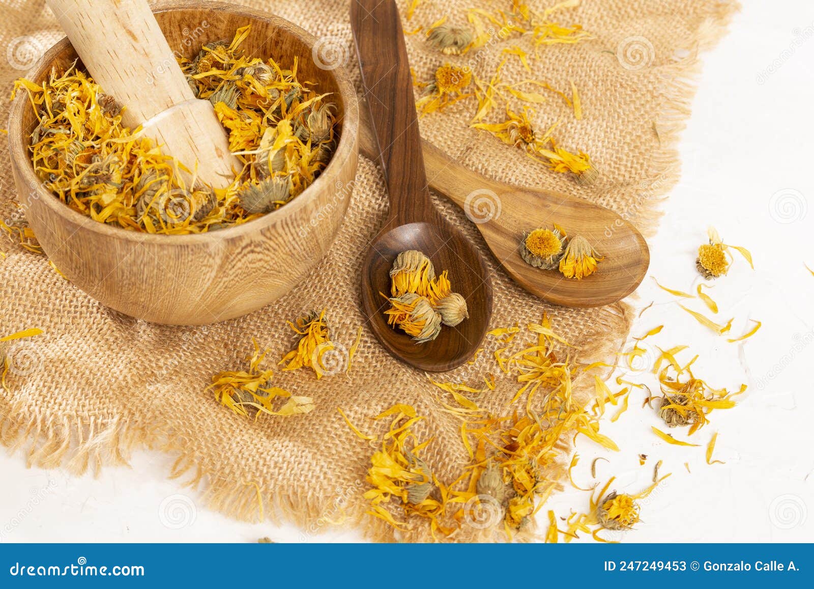 calÃÂ©ndula officinalis hierba asterÃÂ¡cea - dried calendula flowers