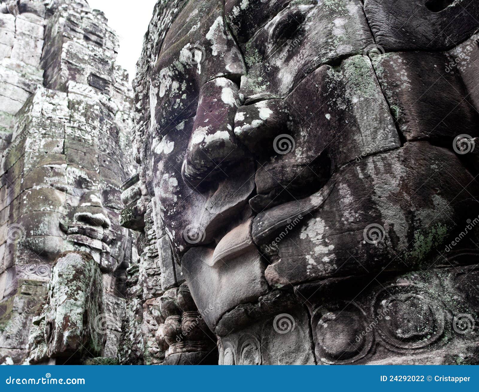 Oude Cambodjaanse tempel in de Wildernis