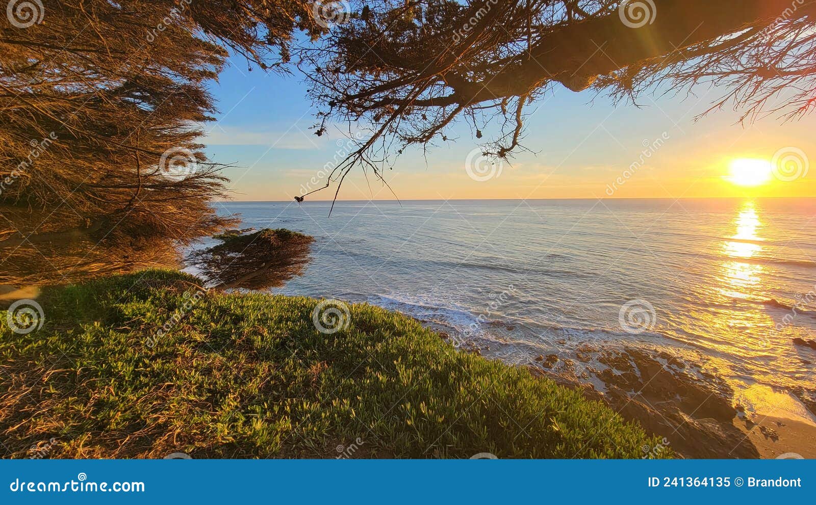 Cambria Ocean View at Sunset Stock Image Image of dusk, ocean 241364135