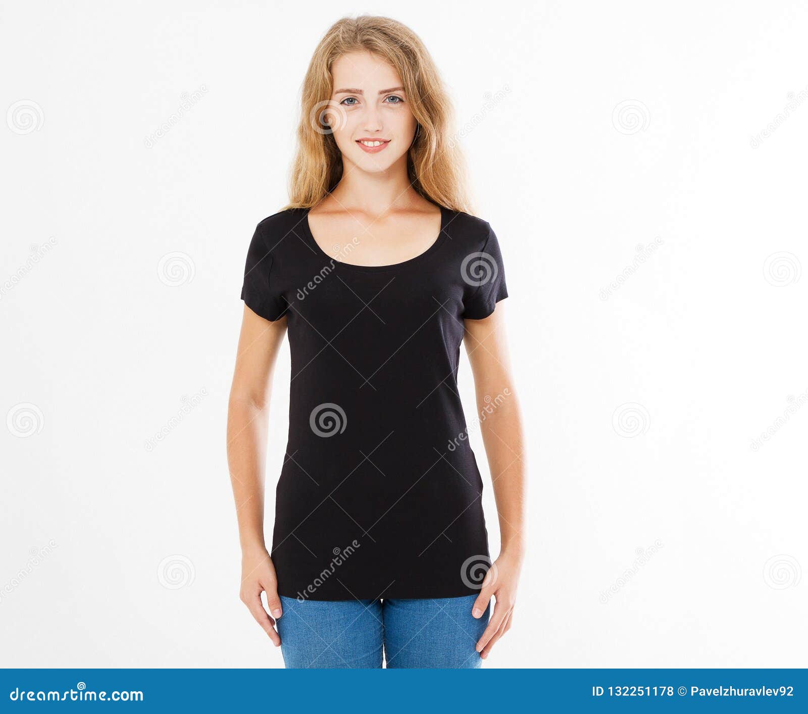 Camiseta Negra, Mujer De La Camiseta En La Camiseta Aislada En El Fondo  Blanco, Falso Para Arriba Foto de archivo - Imagen de frente, ocasional:  132251178
