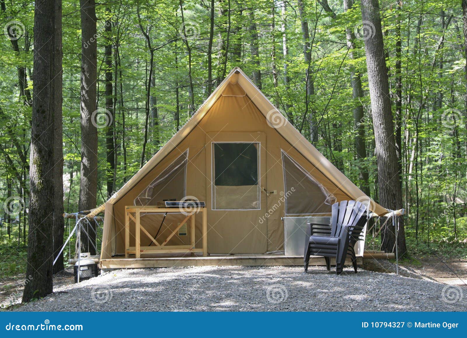 Camp closed. stock image. Image of camping, roof, rural 10794327