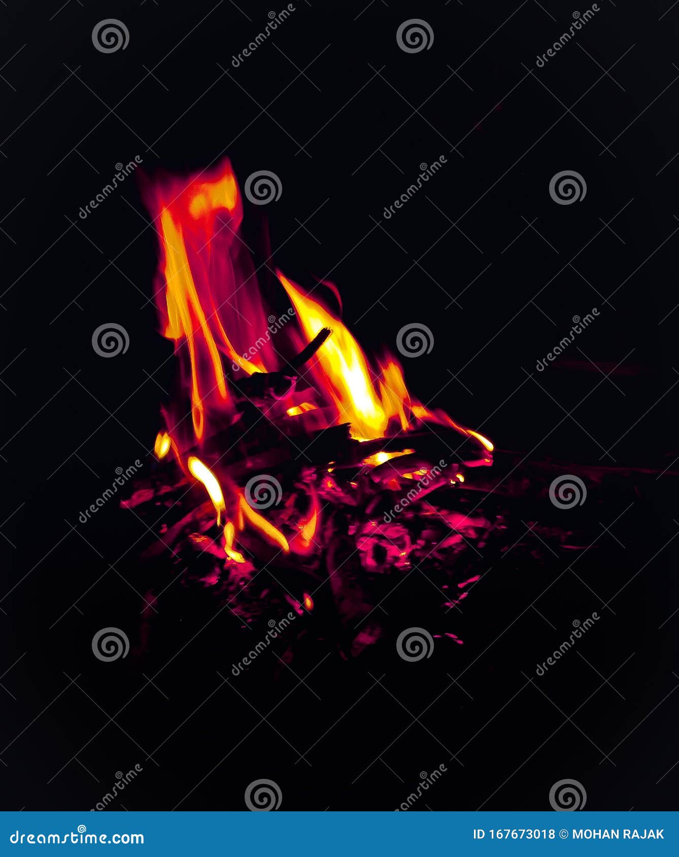 campfire winter chill hot night dark ligh