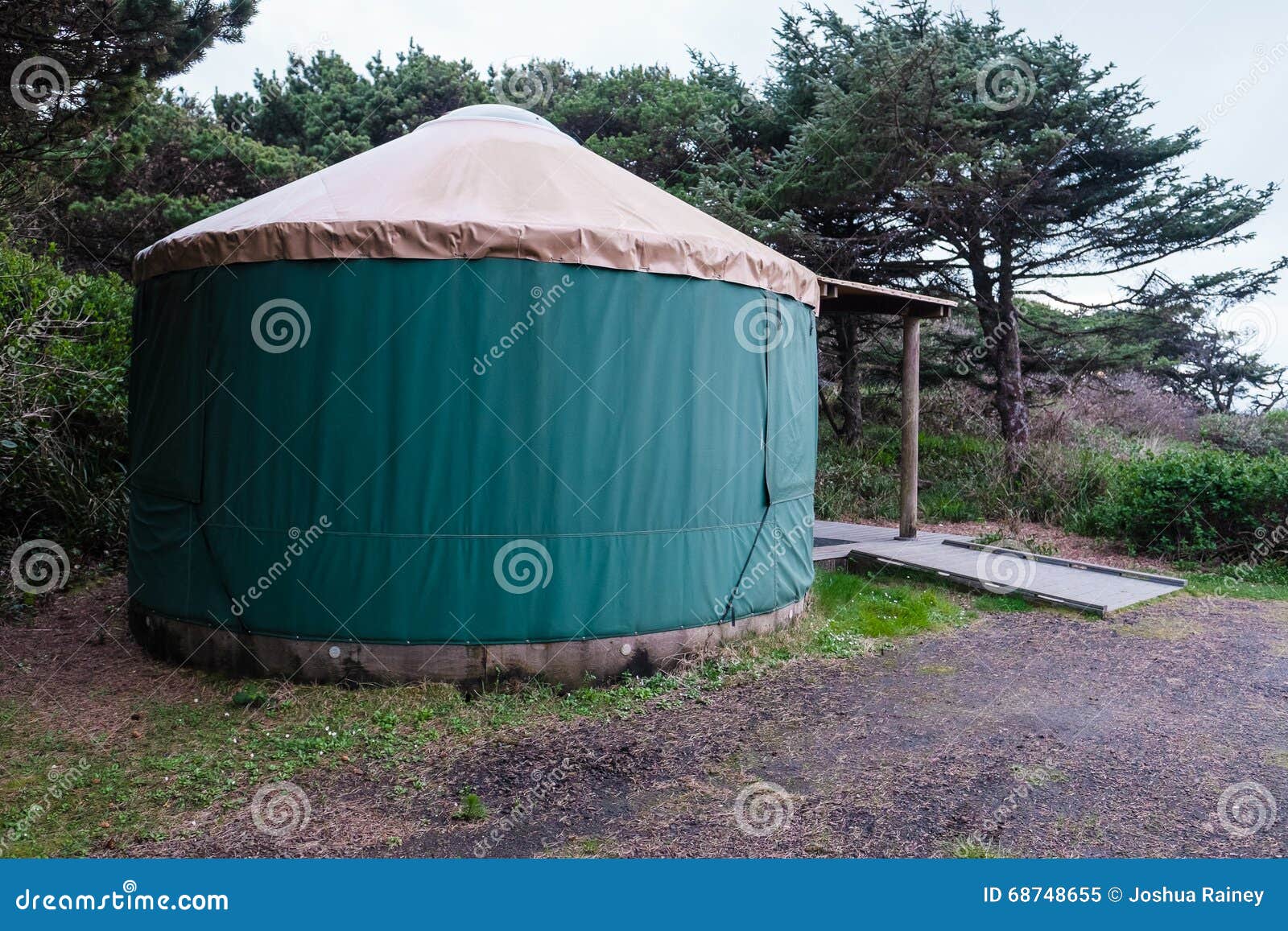 Campground Yurt on Oregon Coast Stock Image Image of camp, remote