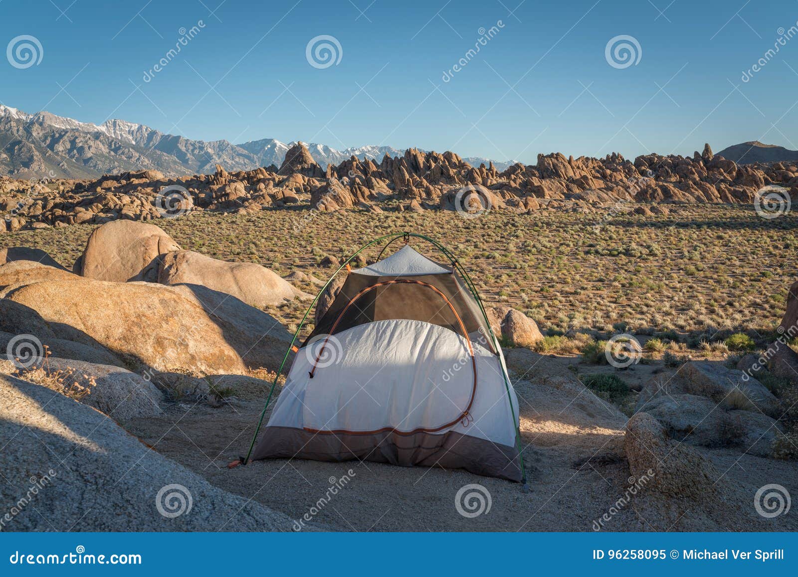 Camping in Alabama Hills stock image. Image of camp, mount 96258095