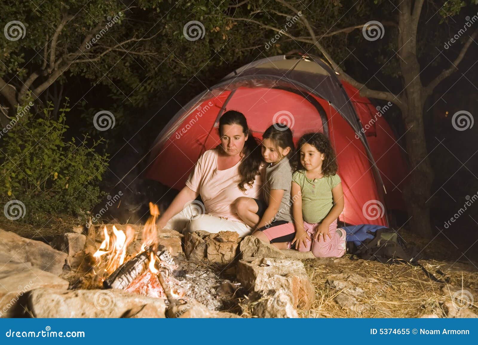camp travel mom