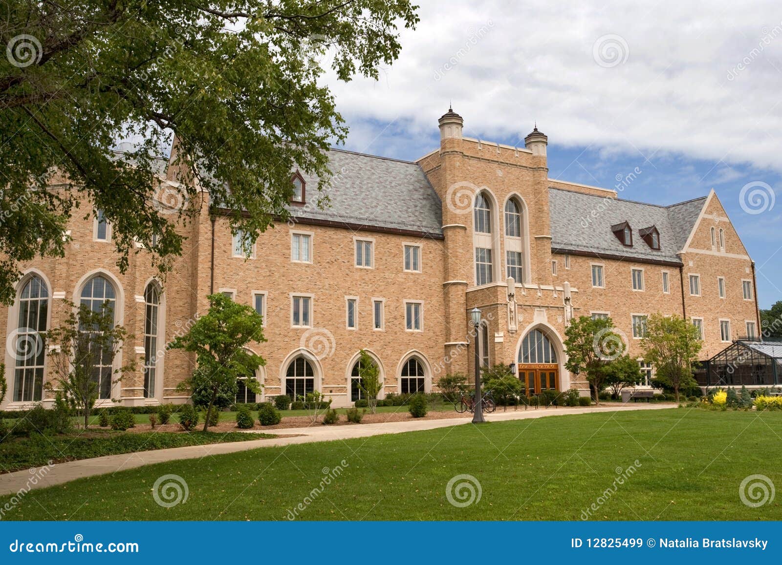 Campus de Notre Dame. Jordania Pasillo de la ciencia en la universidad de Notre Dame, Indiana