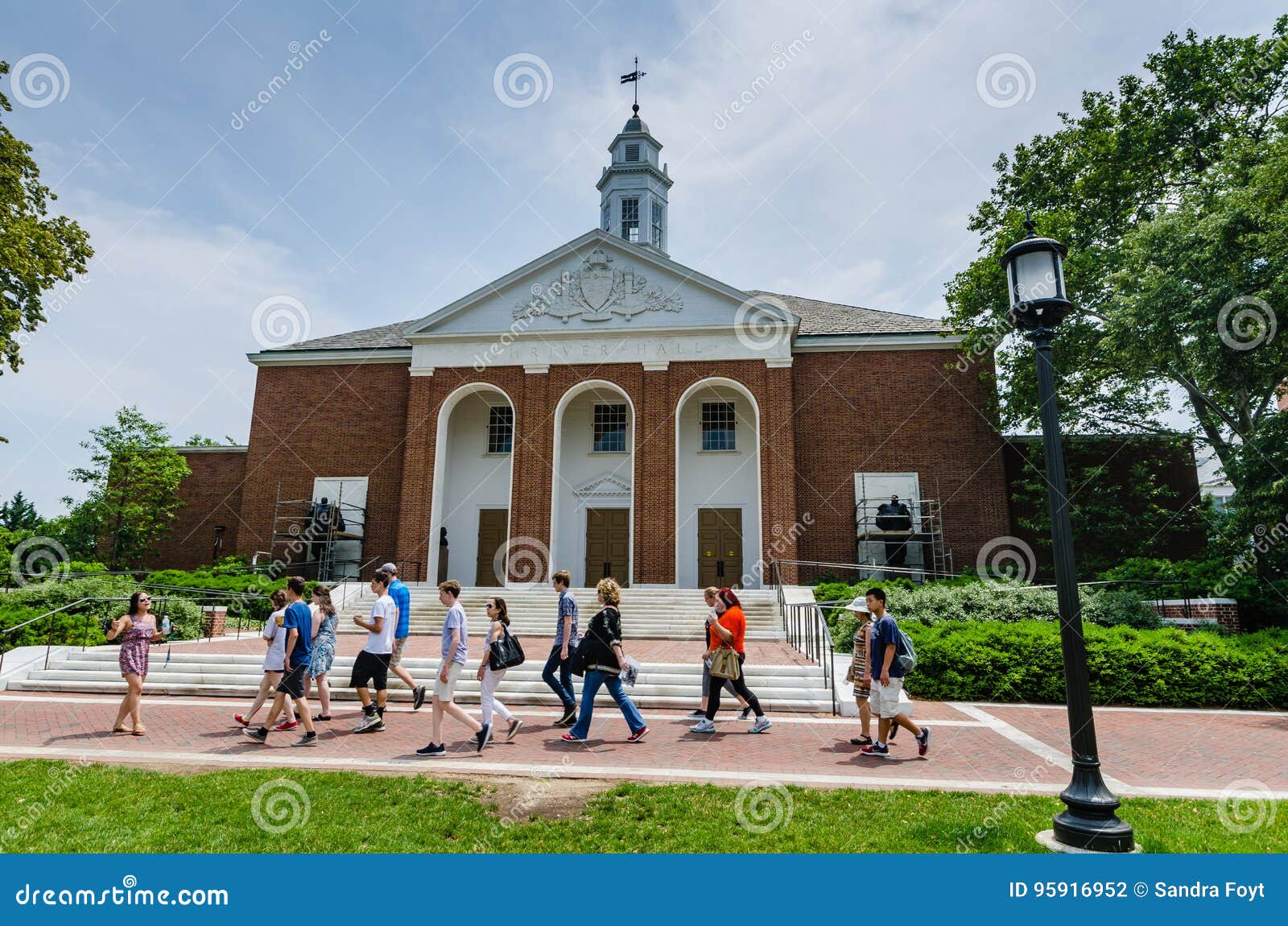 campus tour johns hopkins