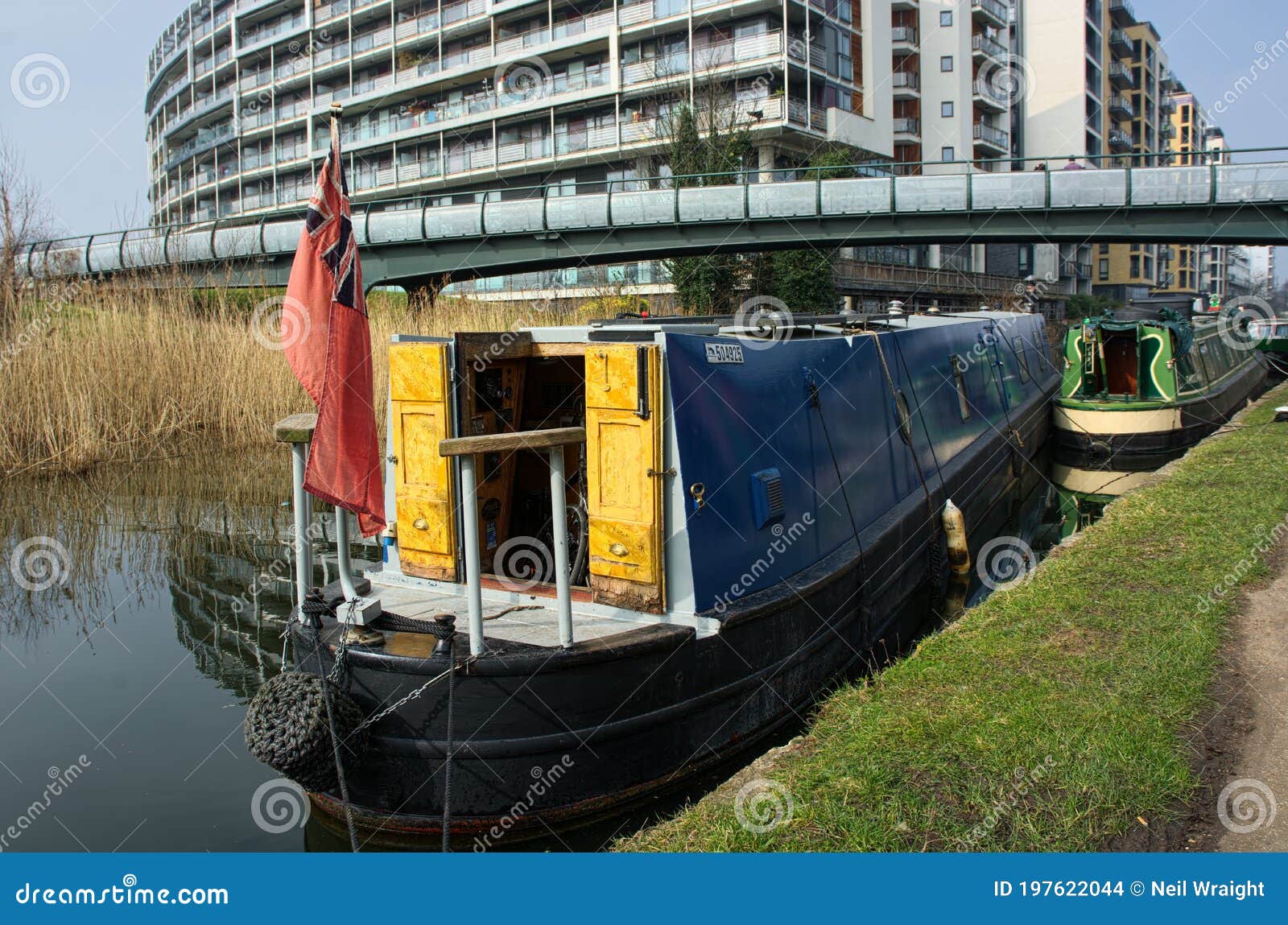 Canal Boats Moored Next To Luxury Apartments. Regents Canal. East London.  UK Editorial Stock Image - Image of waterway, mooring: 197622044