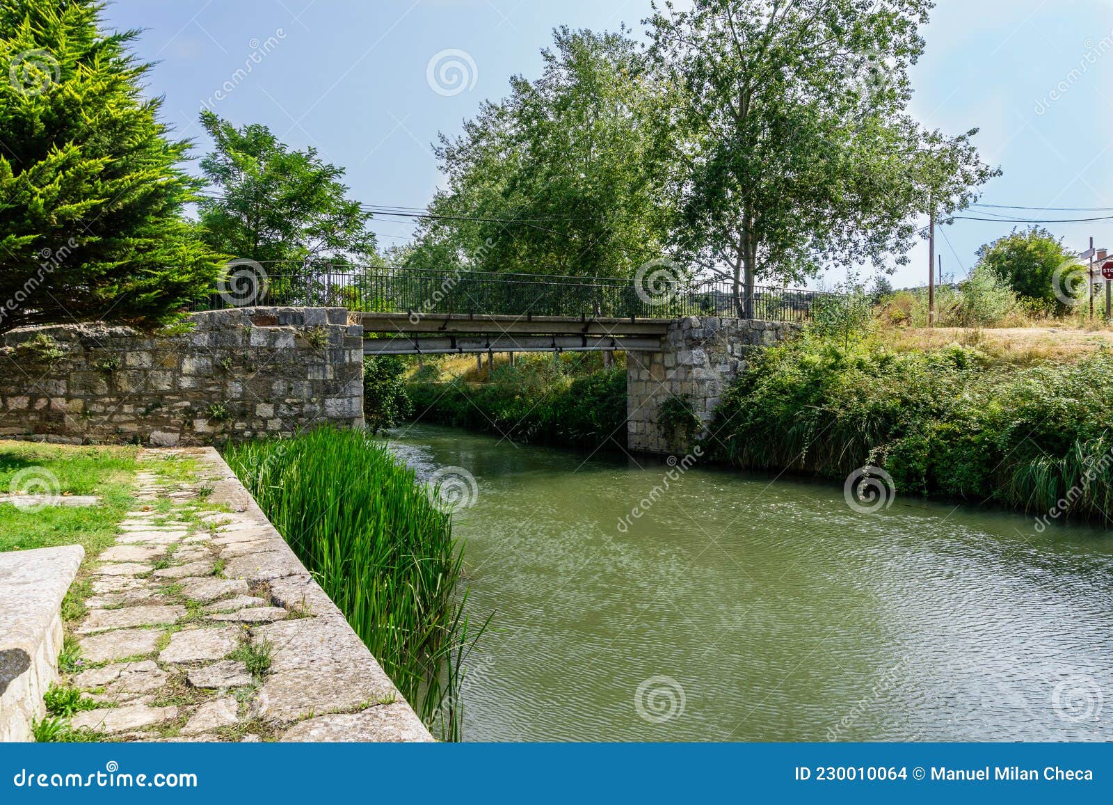 canal de castilla used to irrigate the harvest fields, palencia, spain