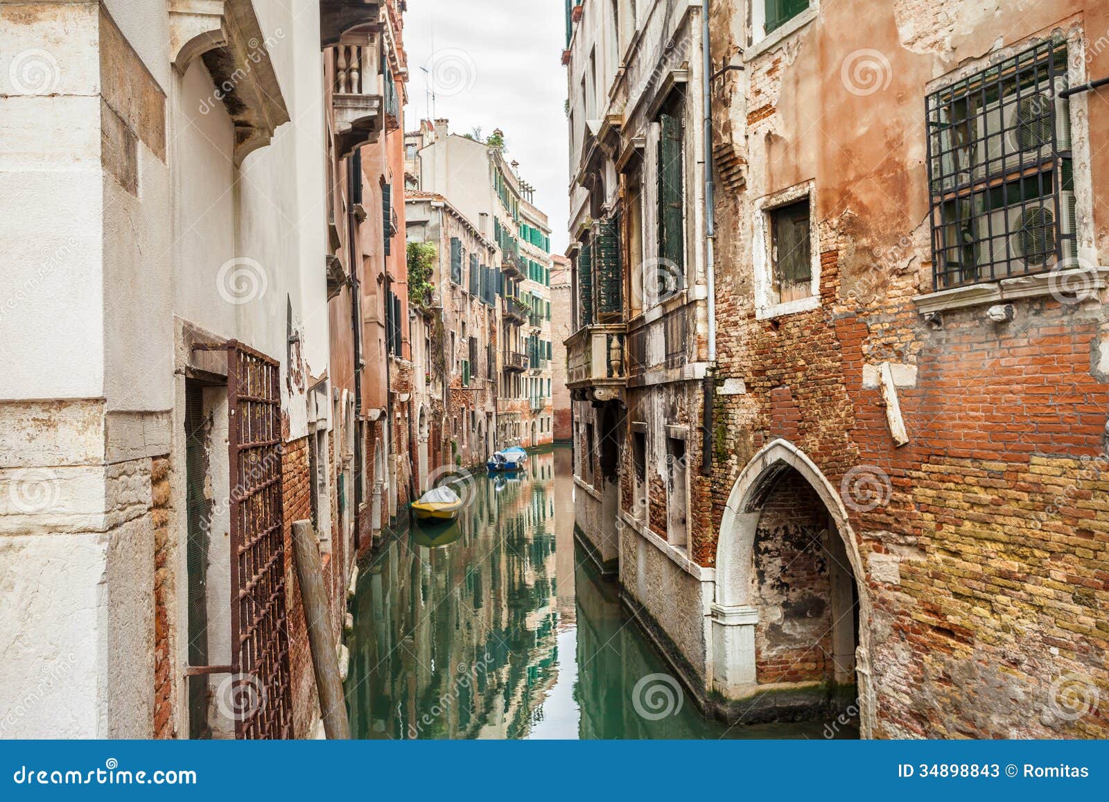 Canal street in Venice stock image. Image of landscape 34898843