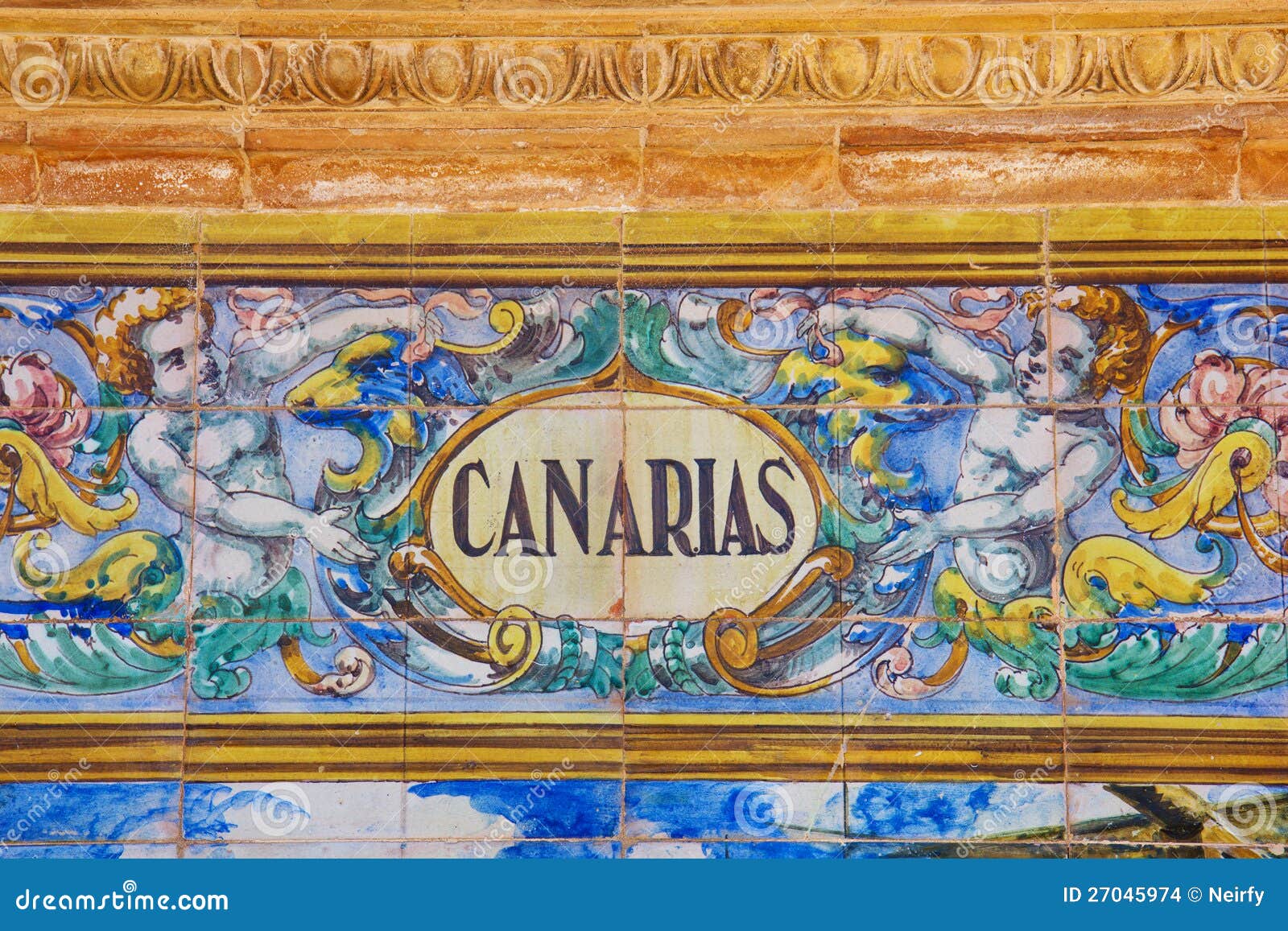 canarias sign over a mosaic wall