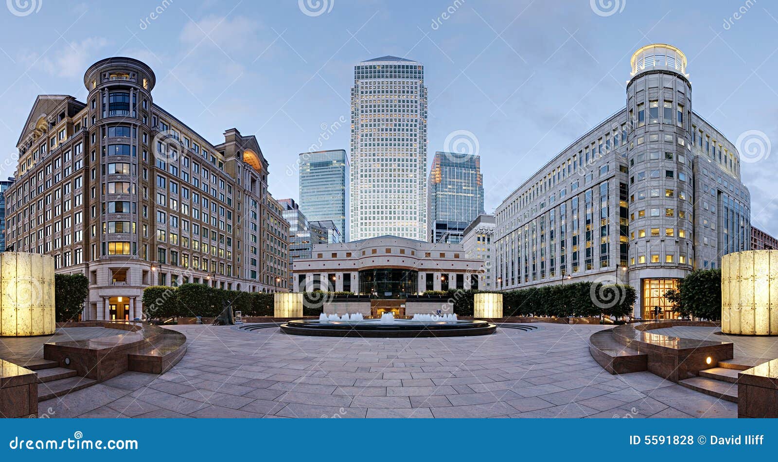canary wharf skyline from cabot square, london