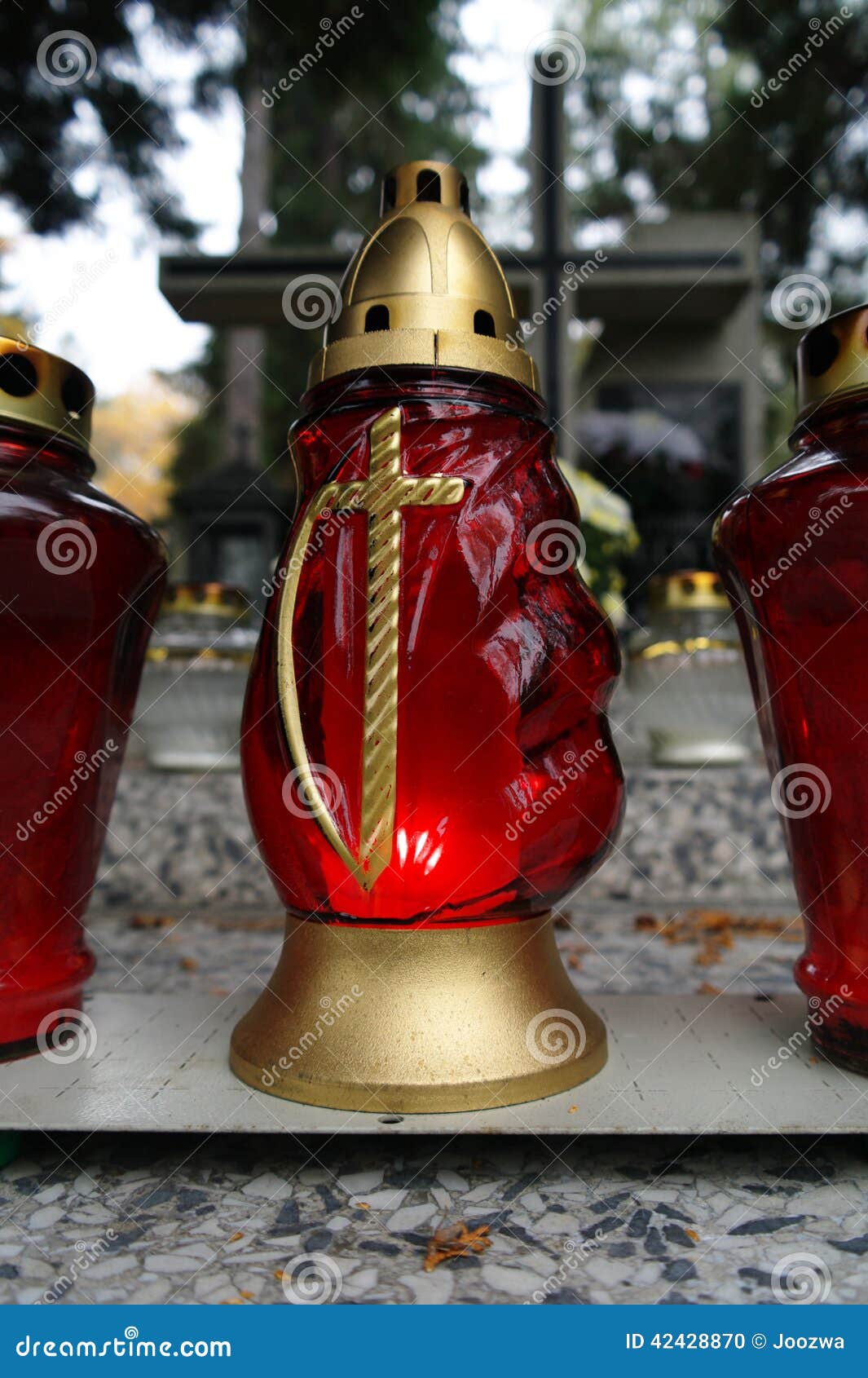Candles on the grave stock photo. Image of candles, flame 42428870