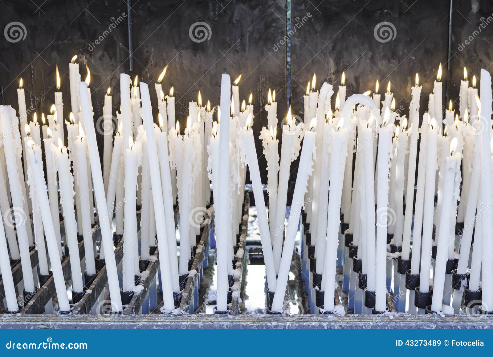 Candles in sanctuary stock image. Image of heat, glow 43273489
