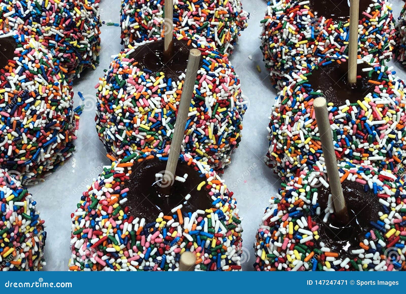 Candy Apples. editorial photo. Image of apples, children 147247471