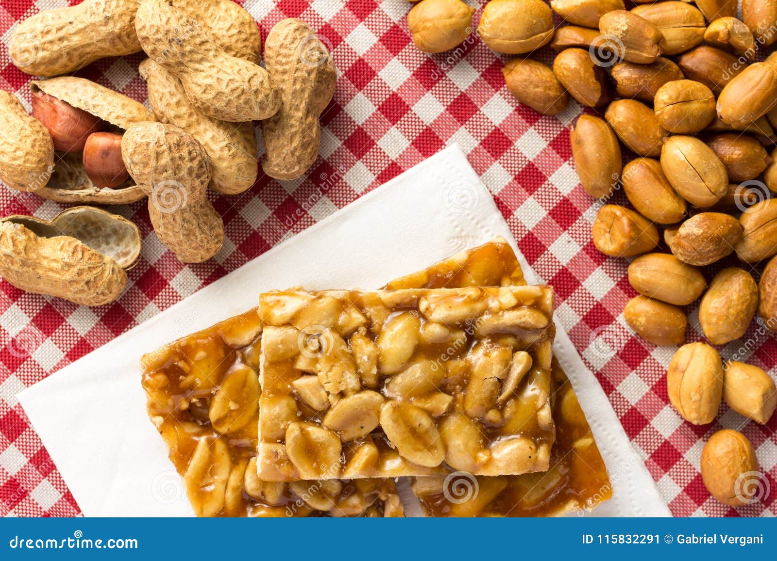 candy with peanut: pe de moleque in brazil and chikki in india.
