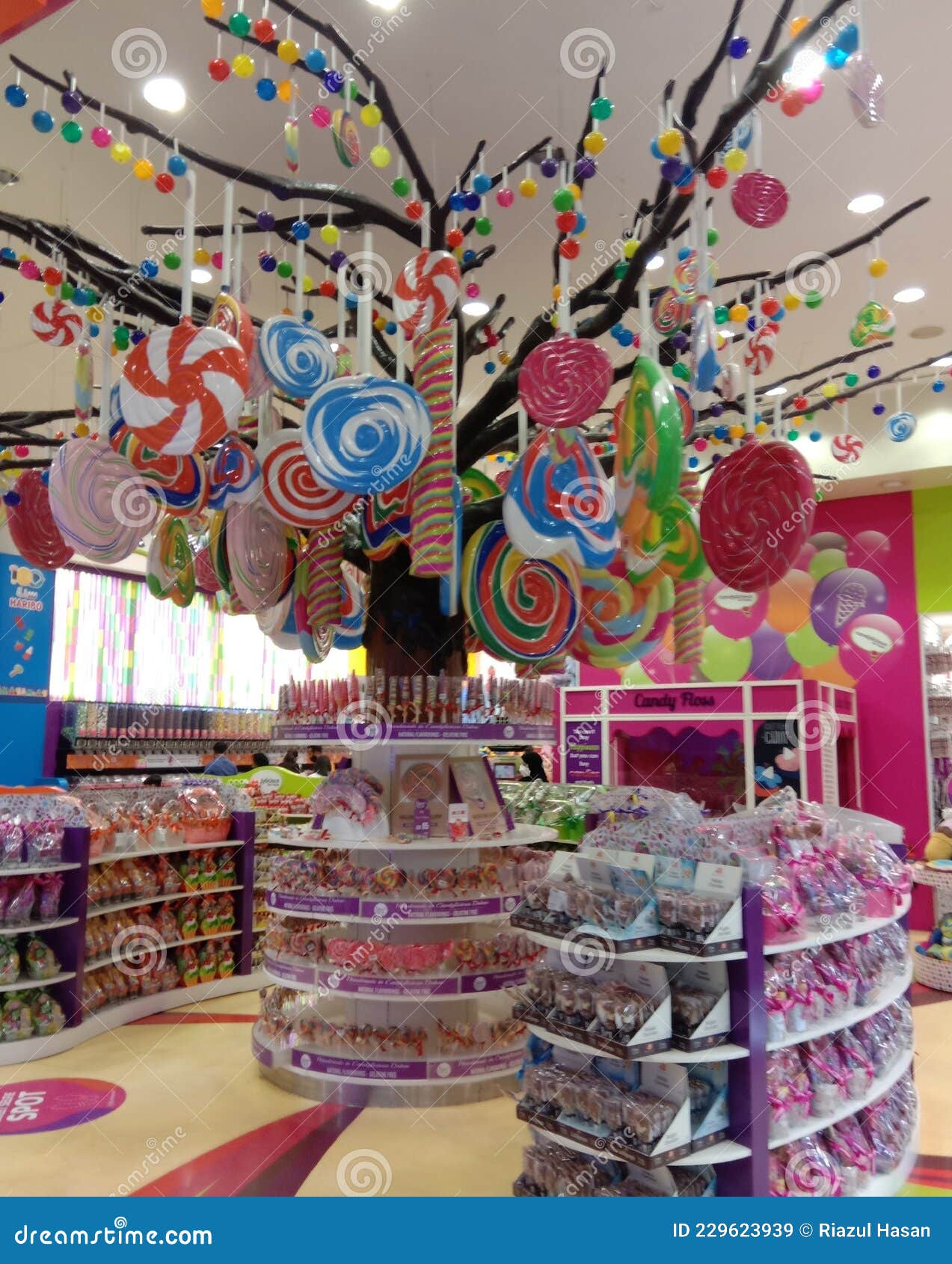 Candy Tree in Dubai Mall Dubai Editorial Stock Image Image of tree