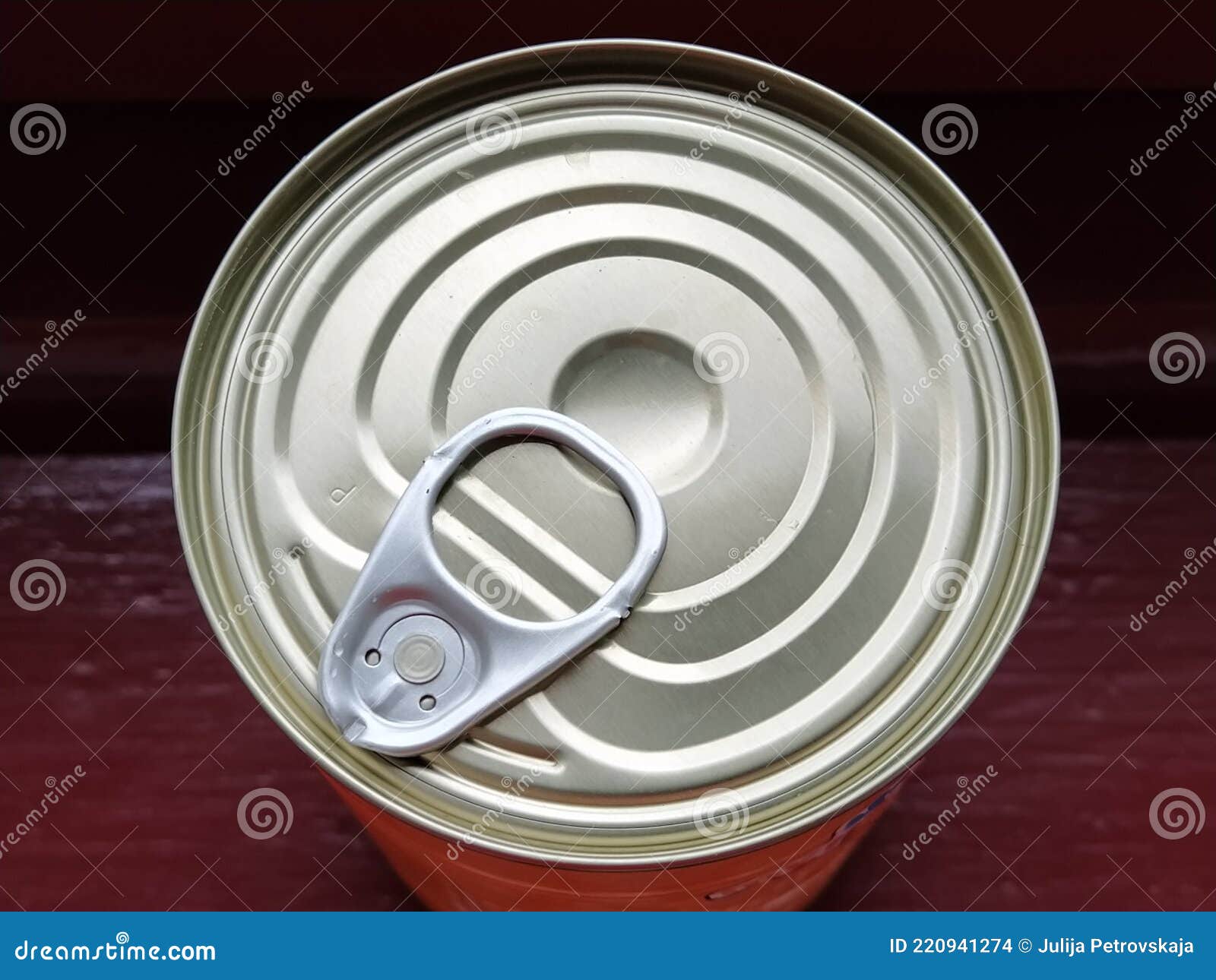 https://thumbs.dreamstime.com/z/canned-food-lid-bottle-opener-hook-metal-can-top-easy-opening-canned-food-lid-bottle-opener-hook-metal-can-top-220941274.jpg