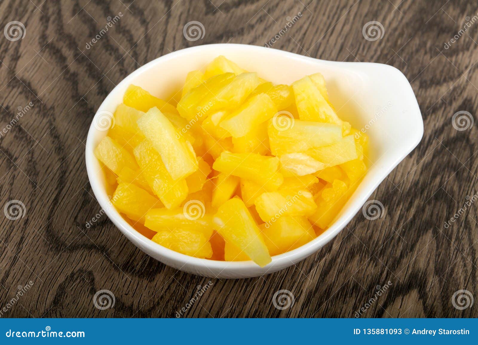 Canned pineapple stock image. Image of healthy, dessert 135881093
