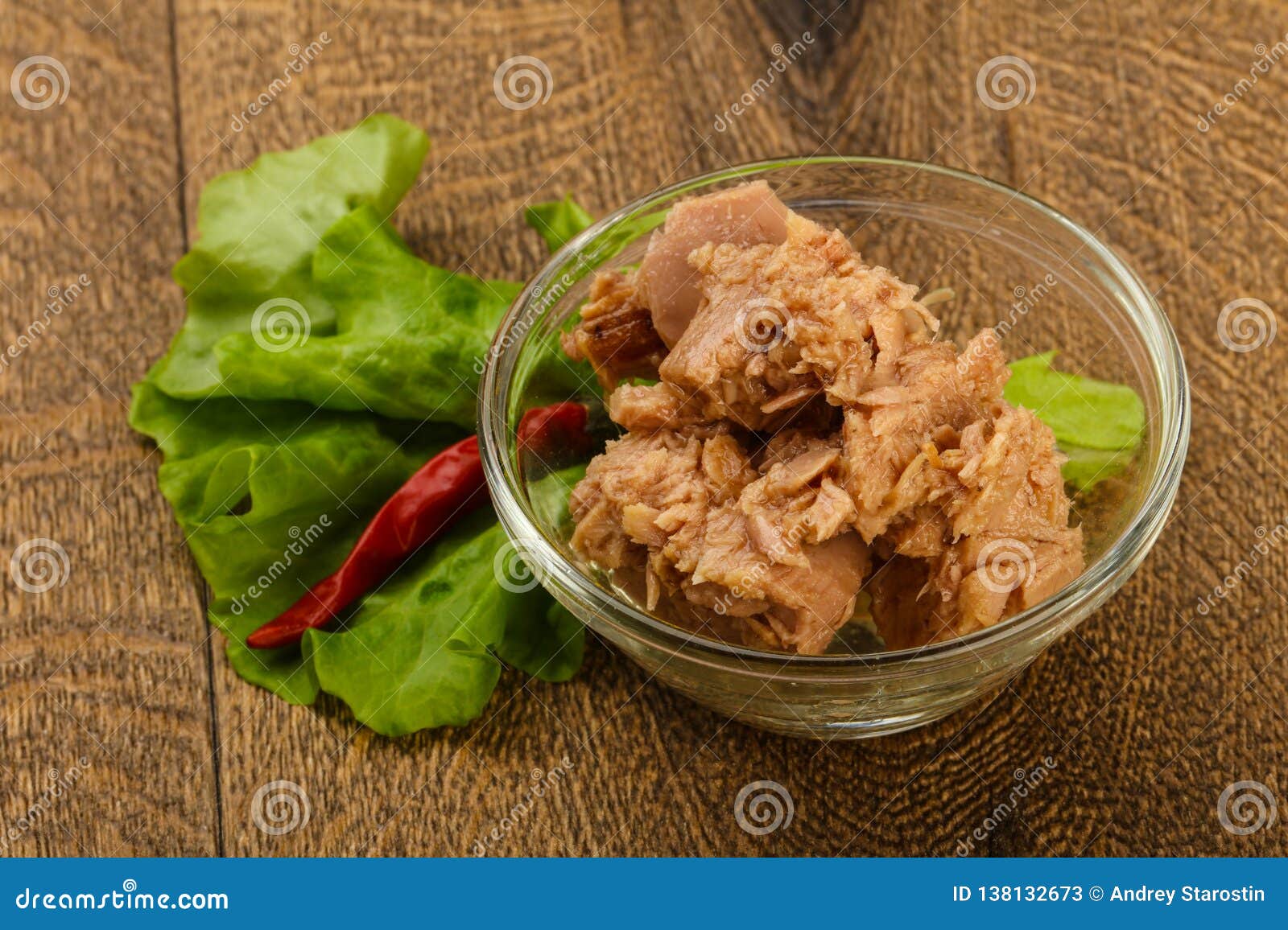 Canned tuna fish stock image. Image of macro, delicious 138132673