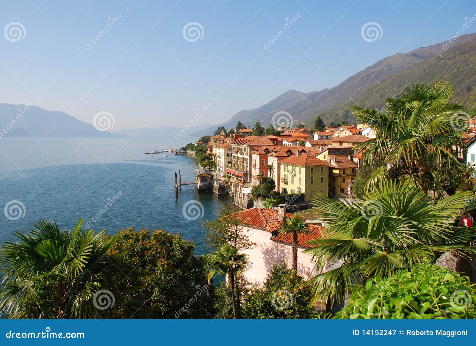 Cannero Riviera Da Lago Maggiore, Italia Immagine Stock Immagine di