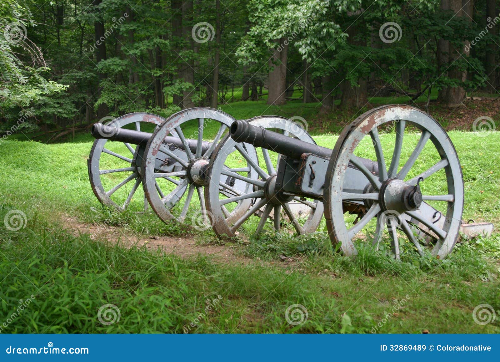 Cannon at Valley stock image. Image of america 32869489