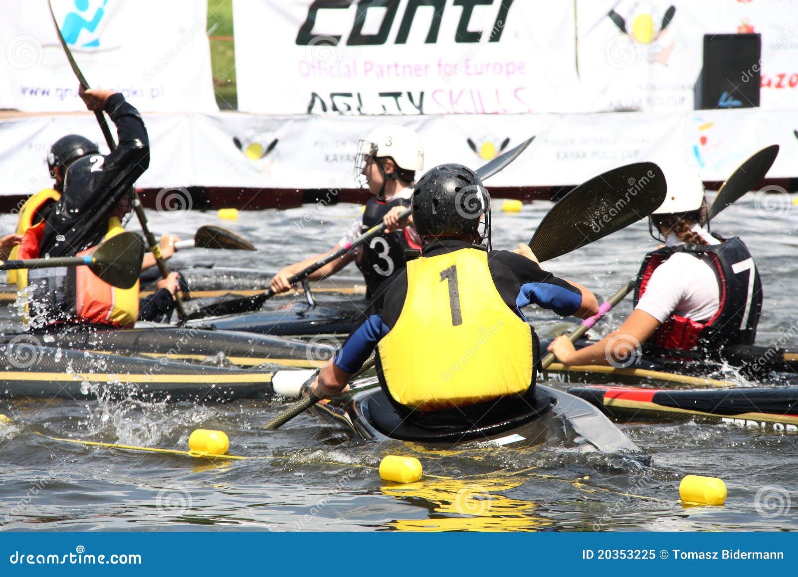 Canoe polo editorial image. Image of dribble, river, team 20353225