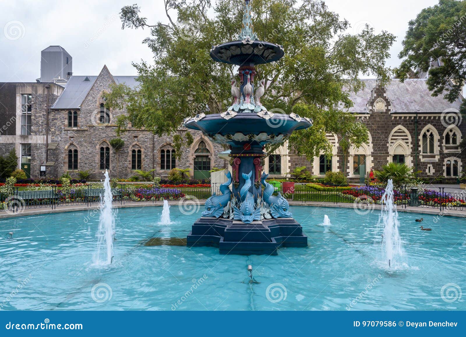 canterbury museum and gardens, christchurch, new zealand