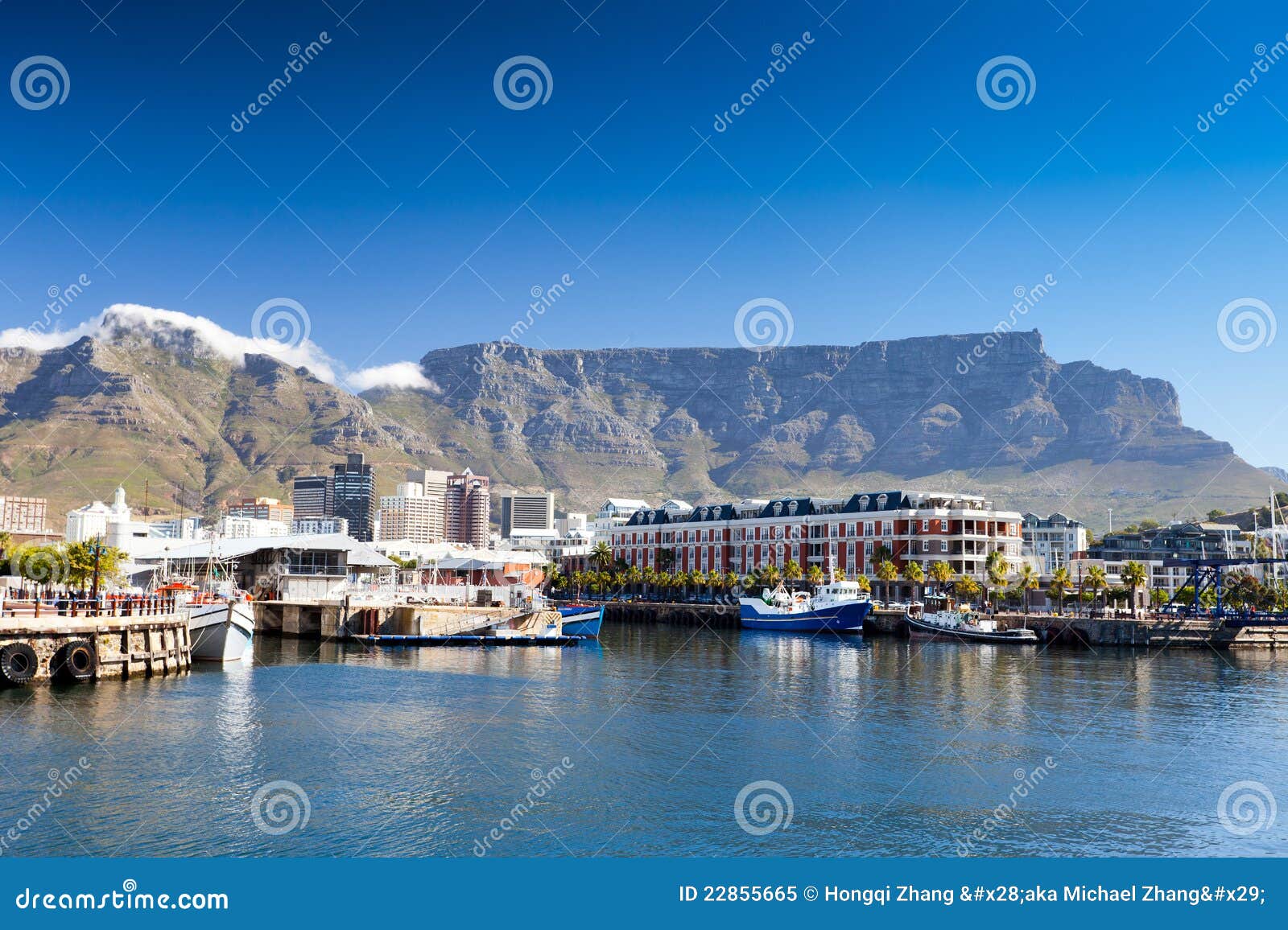 Cape Town V&a Waterfront Stock Image - Image of south, famous: 22855665