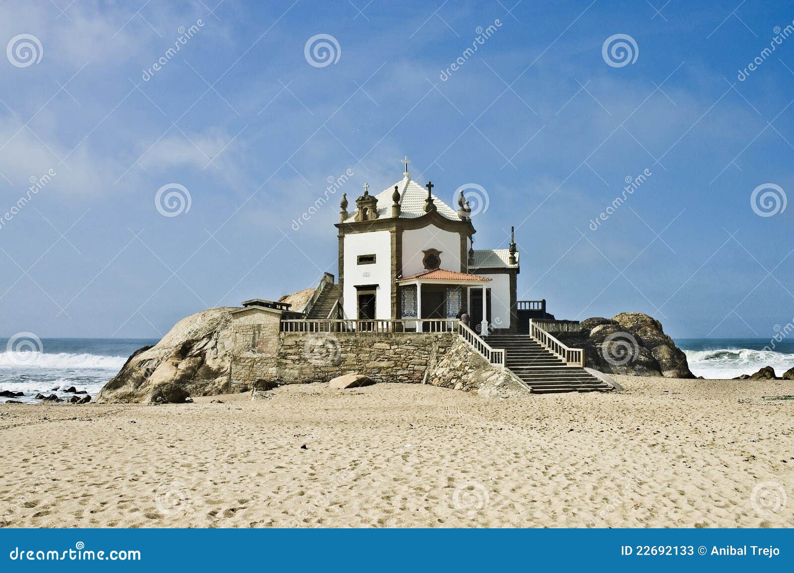 capilla senhor da pedra, portugal