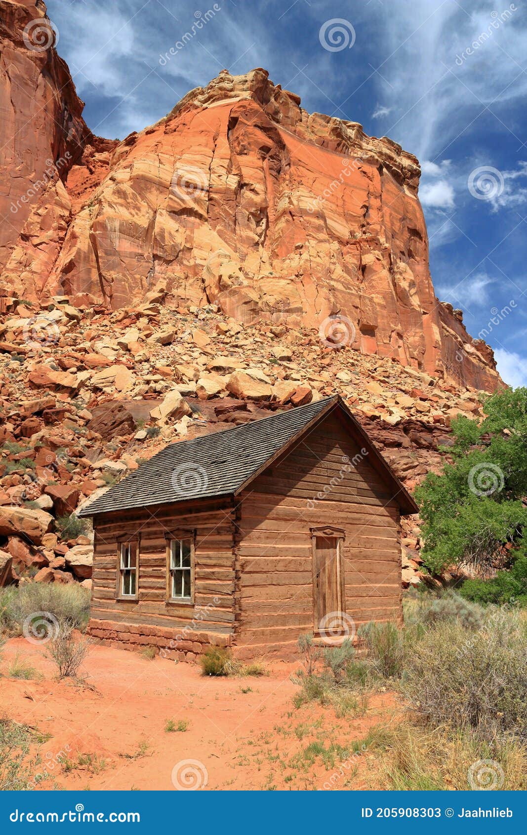 Bijna Medicinaal Met bloed bevlekt Fruita Schoolhouse Stock Photos - Free & Royalty-Free Stock Photos from  Dreamstime