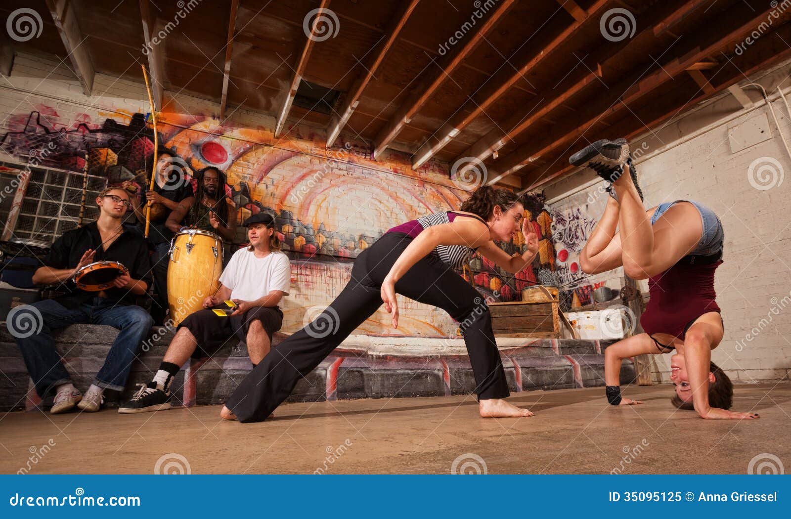 900+ Musica De Capoeira fotos de stock, imagens e fotos royalty