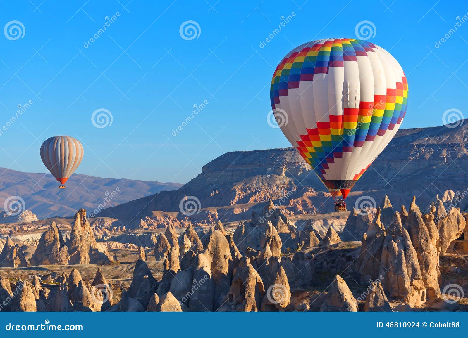 Cappadocia foto de archivo. Imagen de turismo, recorrido - 48810924