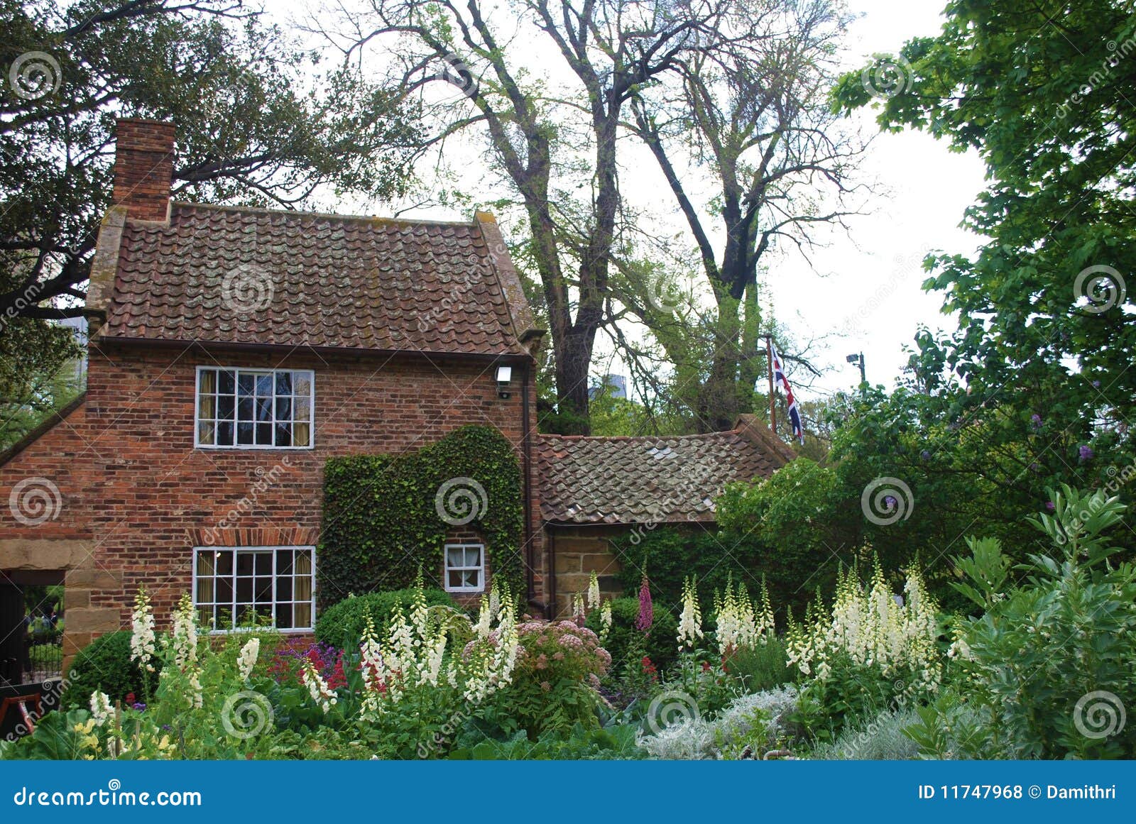 Captain Cook S Cottage Stock Photo Image Of Cook Explorer 11747968