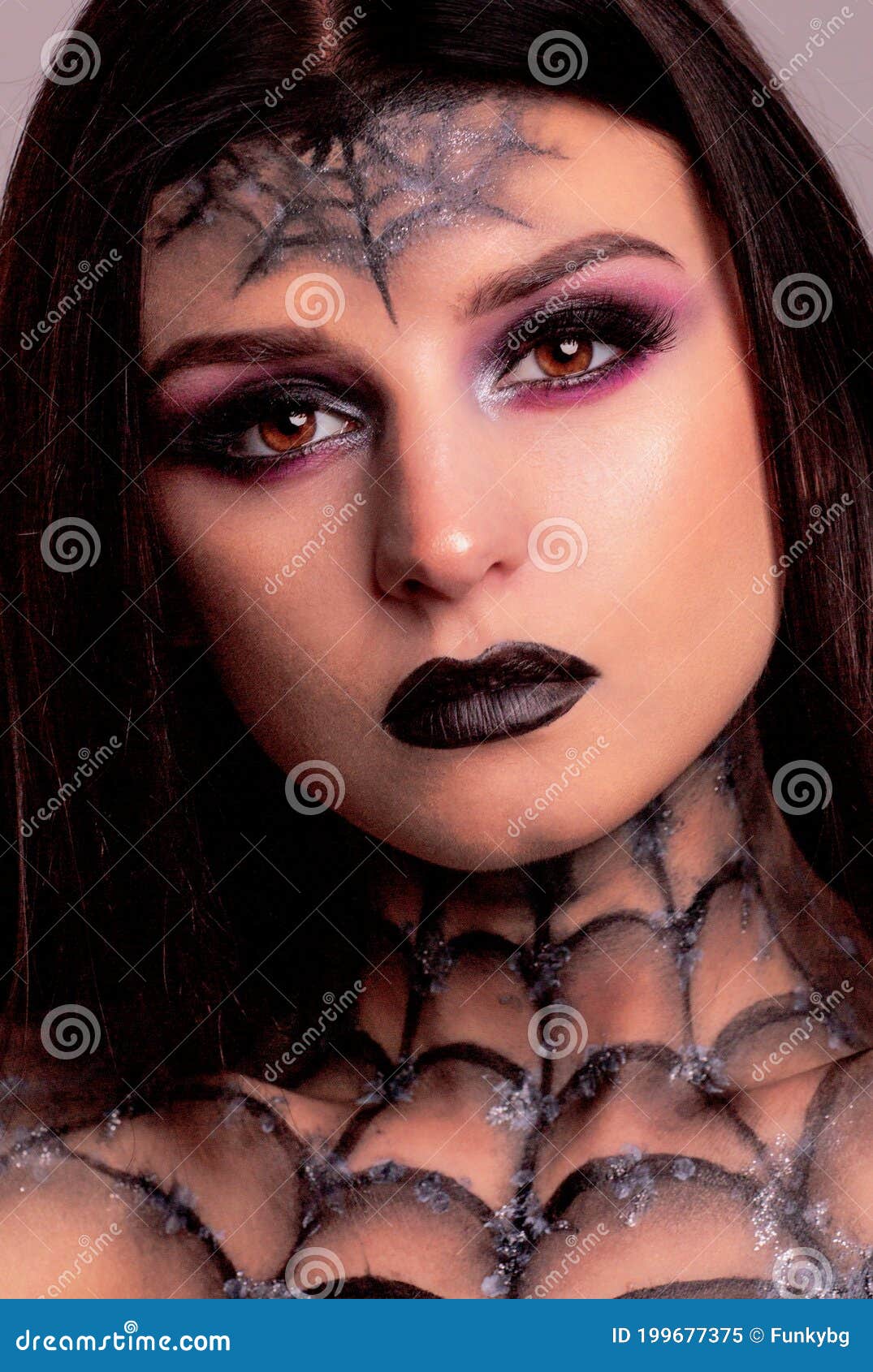 Captura De Pantalla De Cierre De Telaraña De Maquillaje De Halloween Imagen  de archivo - Imagen de cosmético, haga: 199677375