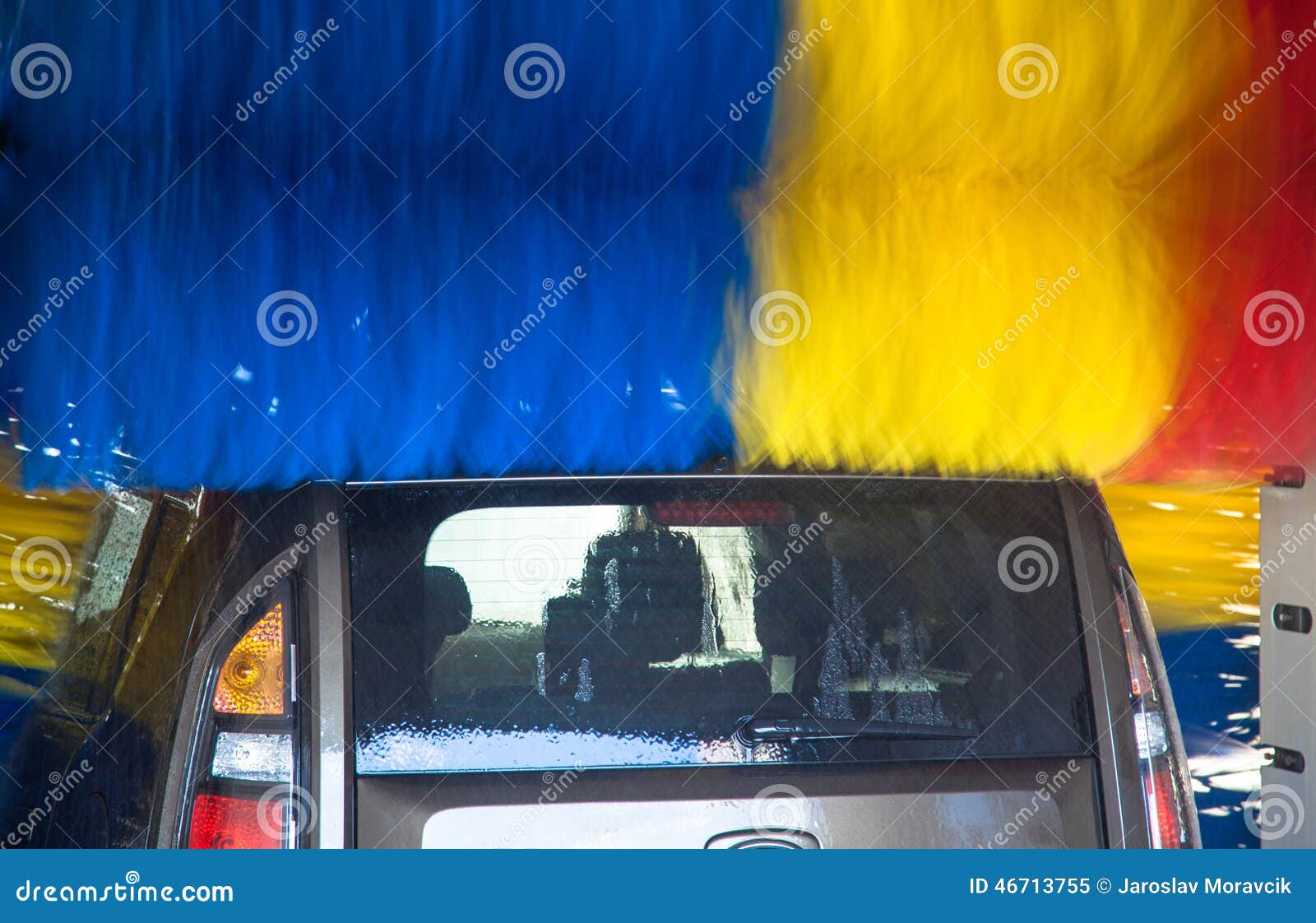 Car in carwash stock image. Image of brown, waxing, carwash 46713755