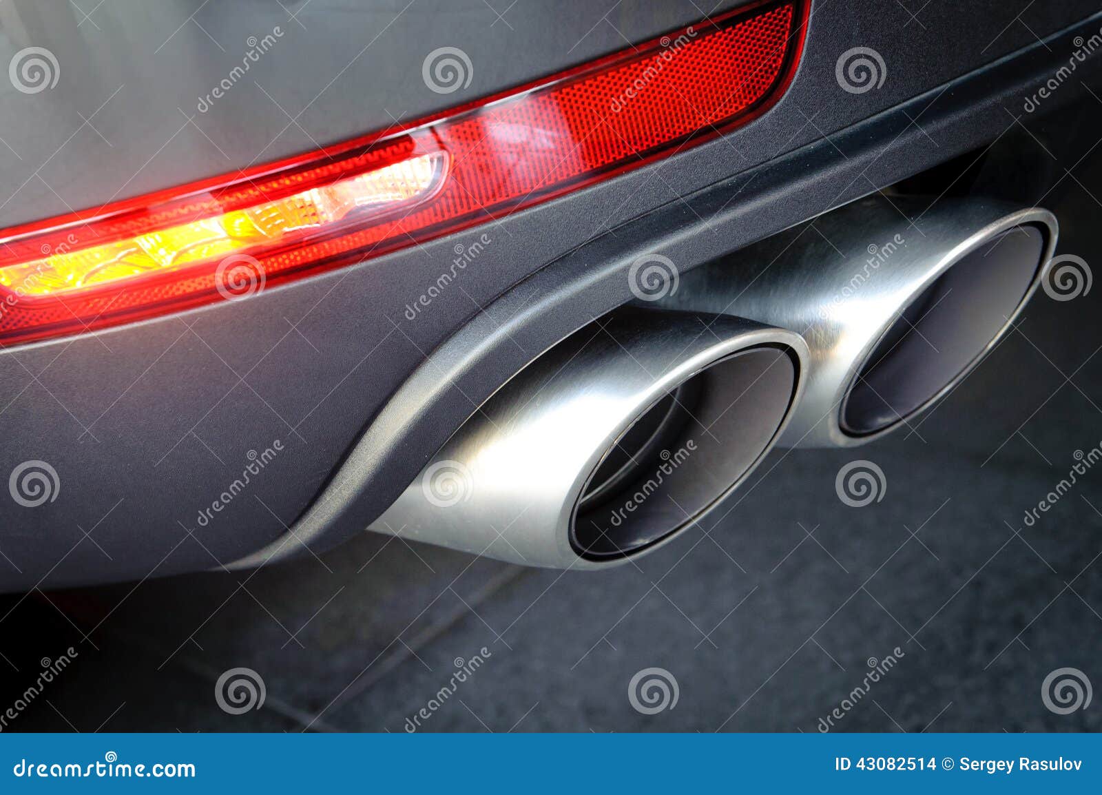 Car dual exhaust pipe stock photo. Image of environmental 43082514