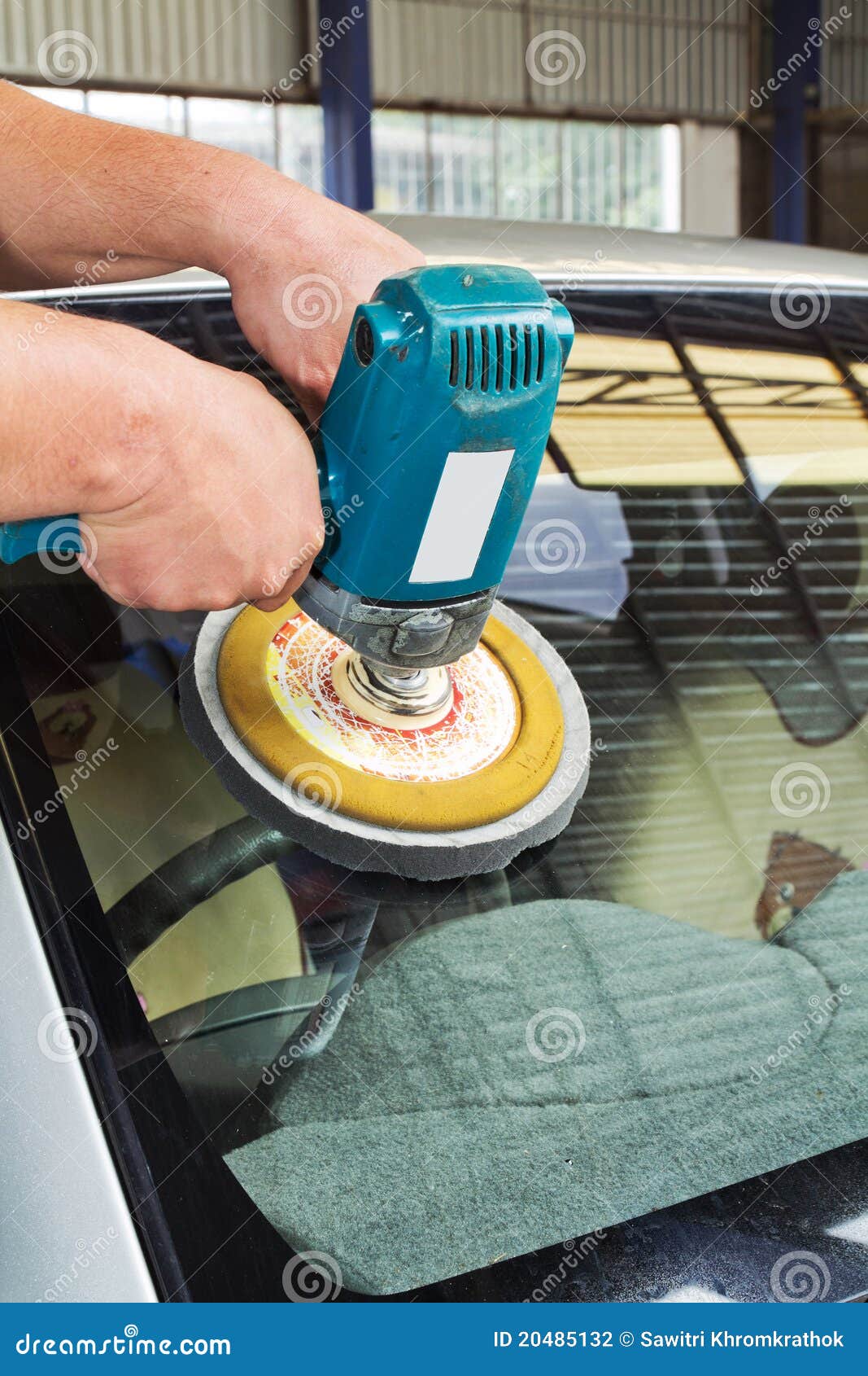 car glass polishing with power buffer machine