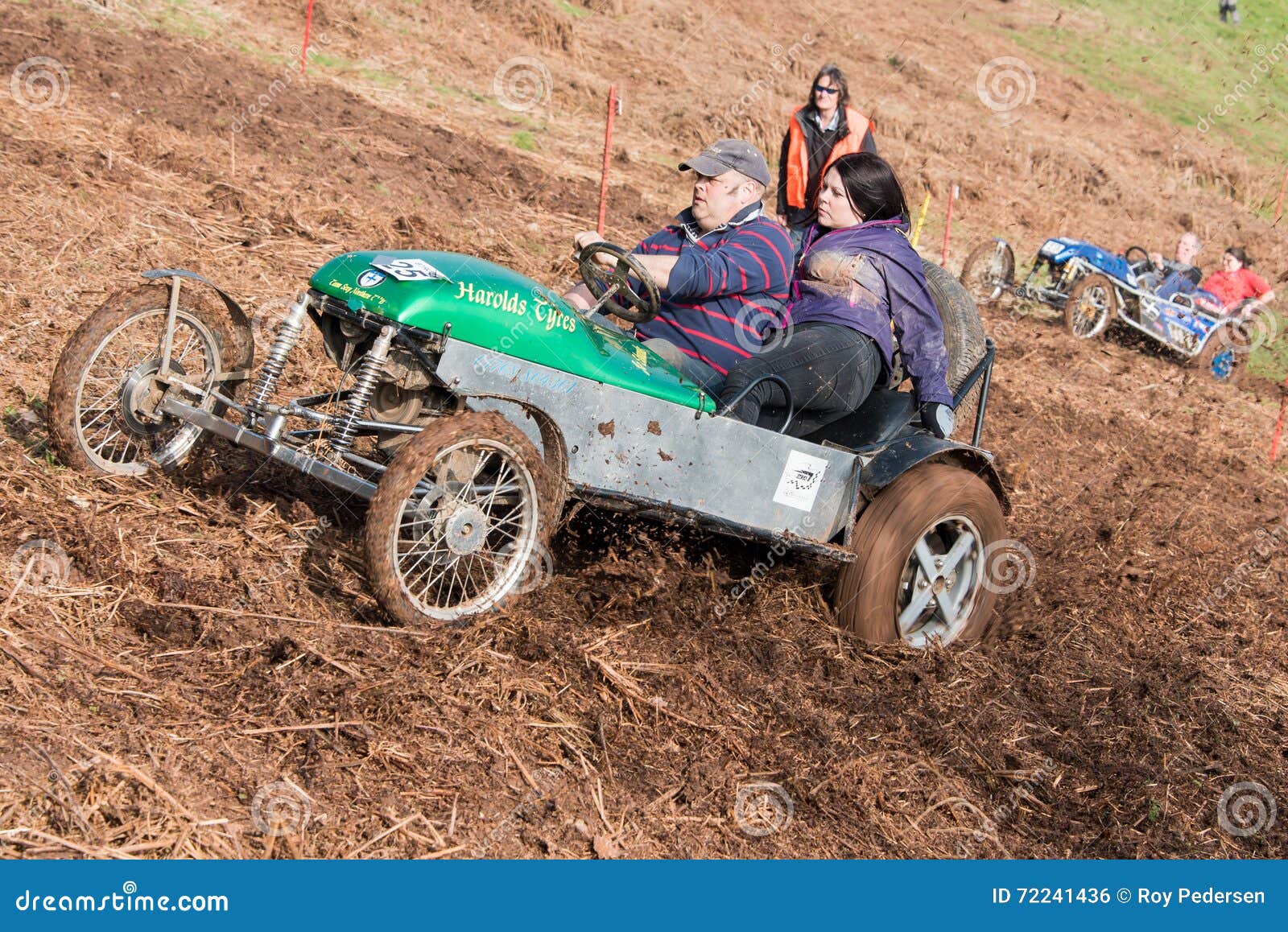 hill climb racing best vehicle for each stage 2017 hill climb racing best vehicle for each stage 2017