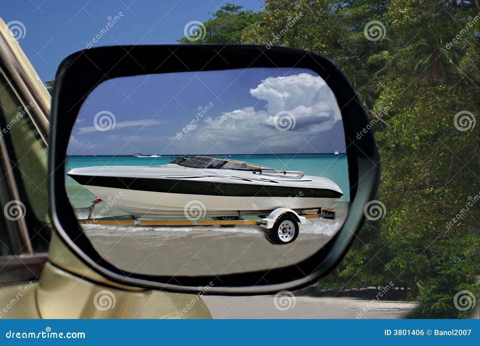 car & speedy boat on paradise beach.